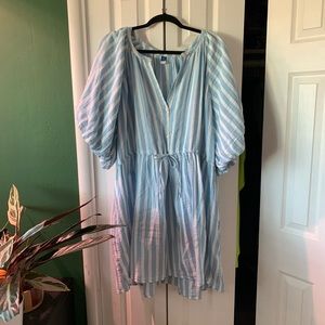 Old Navy Blue and White Puff Sleeve Dress